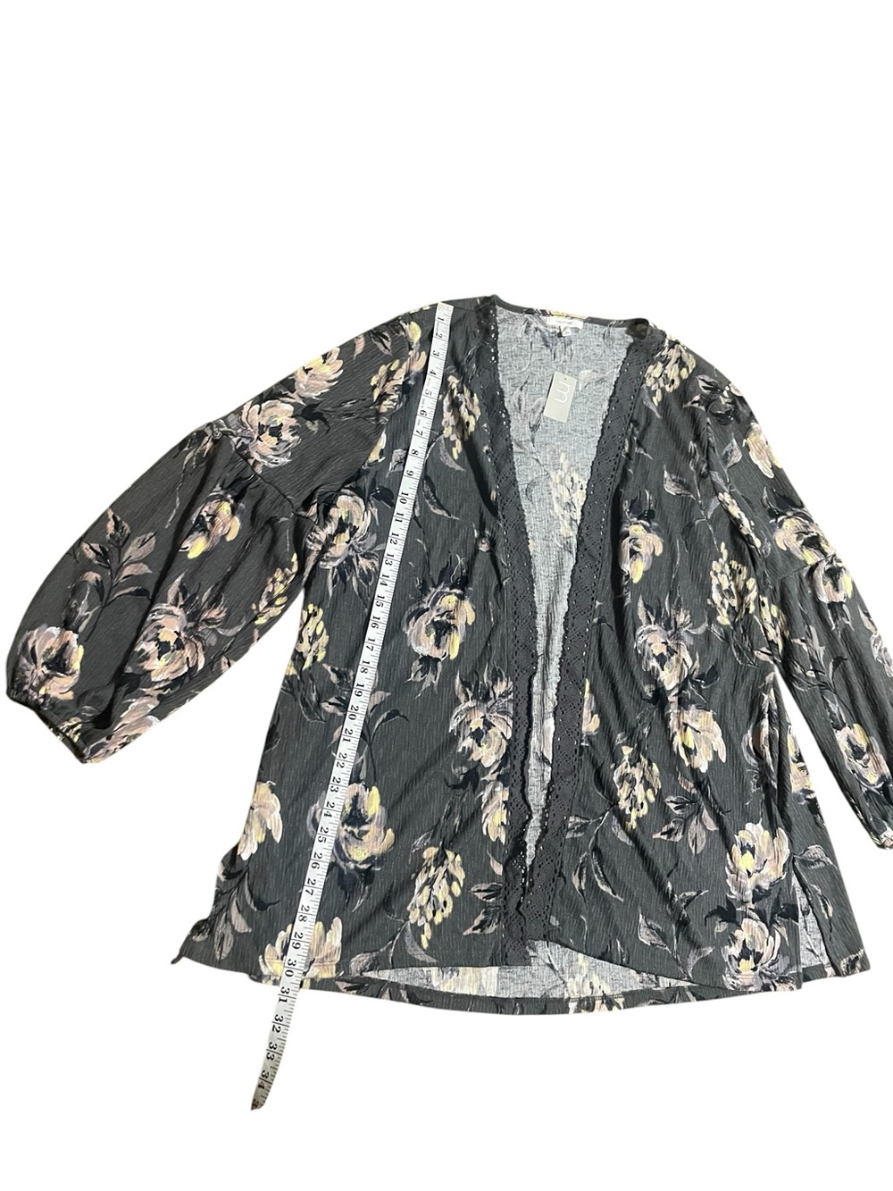 Maurices Gray Floral Crochet Trim Kimono size 2X NWT boho festival romantic - Picture 3 of 14